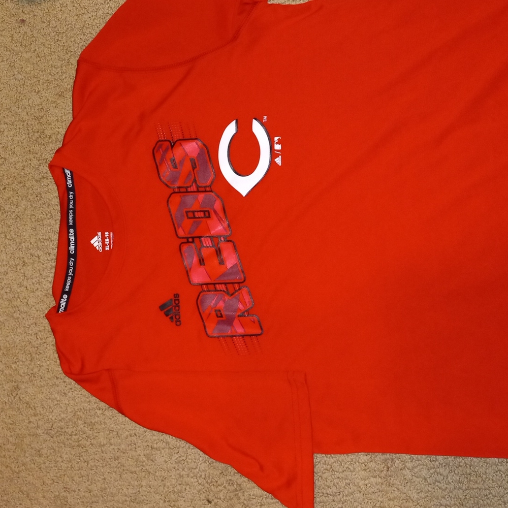 Men's Cincinnati Reds t shirt by Adidas